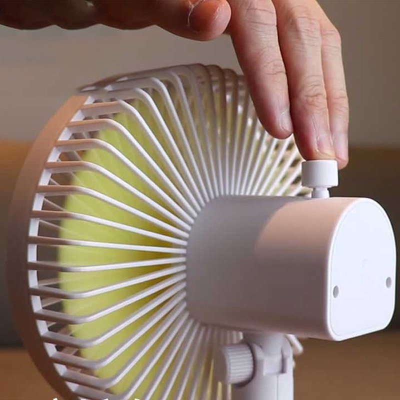 Quạt tích điệu cầm tay để bàn mini tự động xoay 180 độ làm mát tản nhiệt hiệu quả mẫu mới 2022