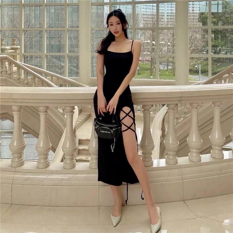 Váy Hai dây xẻ Tà Buộc dây phong cách Âu Mỹ Màu đen sozi shop | BigBuy360 - bigbuy360.vn