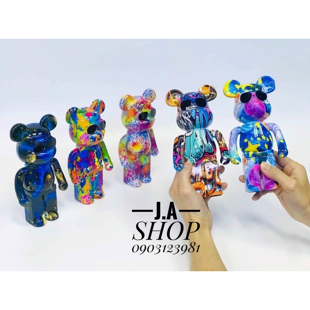 Loa Bluetooth Gấu Bearbrick Mini Để Bàn, Cầm Tay B5+ Âm Thanh Bass Cực Mạnh, Loa Bluetooh Sành Điệu (JA SHOP)