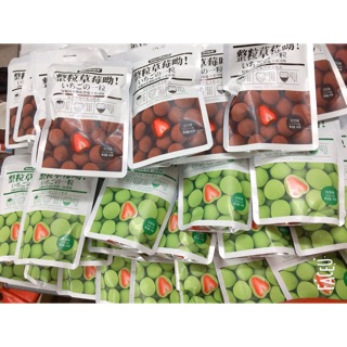 Kẹo matcha bọc dâu & sô cô la bọc dâu