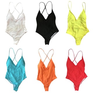 Bikini dây đan, hở lưng