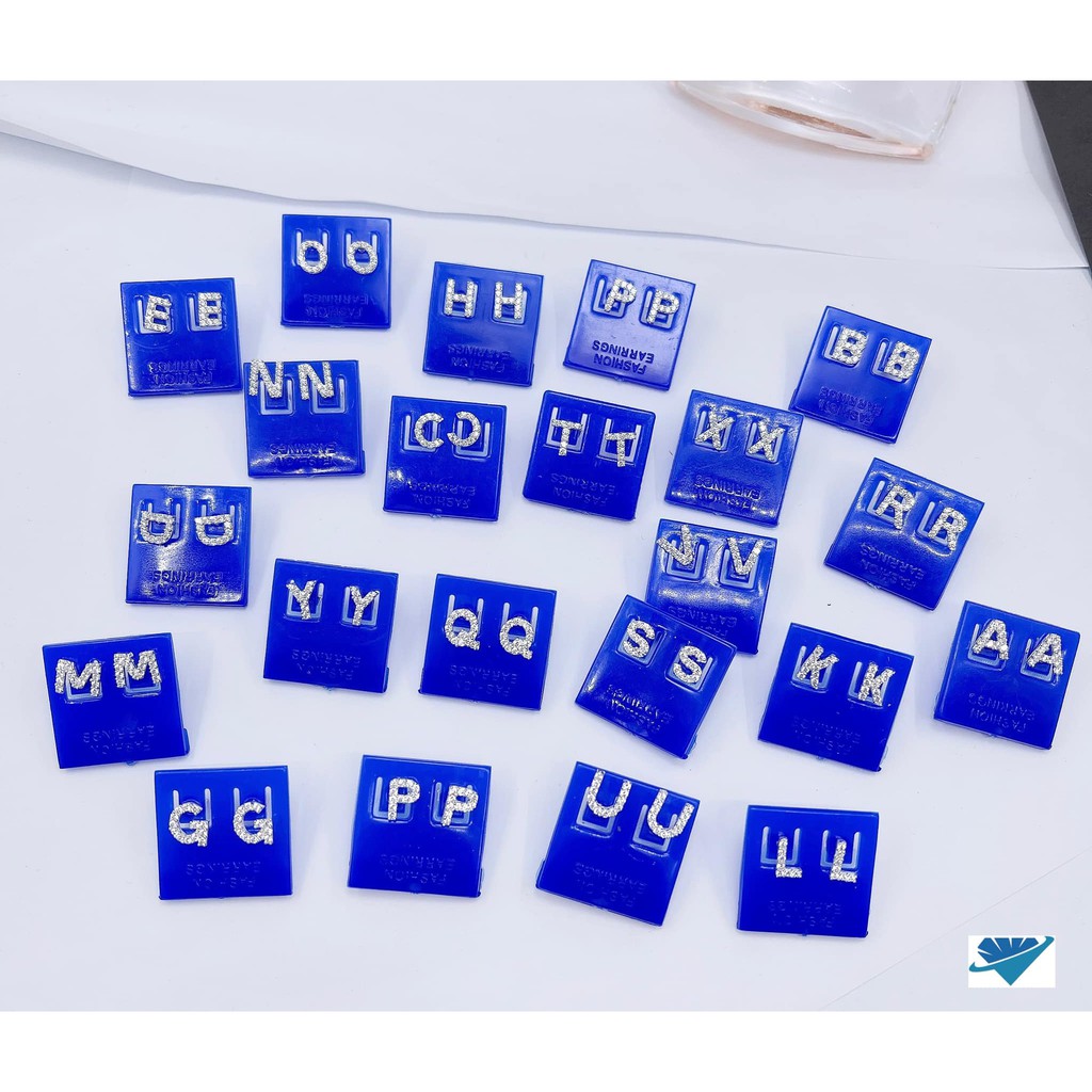 Bông tai nữ bạc ta chữ cái theo tên - Nụ bạc Bibi