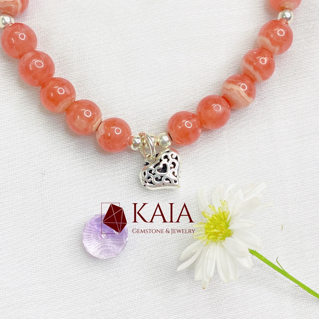 Vòng tay phong thủy Rhodochrosite mix charm cỏ 4 lá, trái tim tình yêu - KAIA
