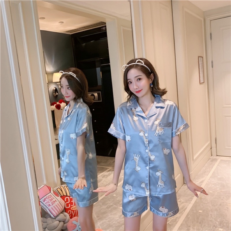 Đồ ngủ lụa Satin quần đùi cao cấp cho nữ. Sz M(40-52kg)