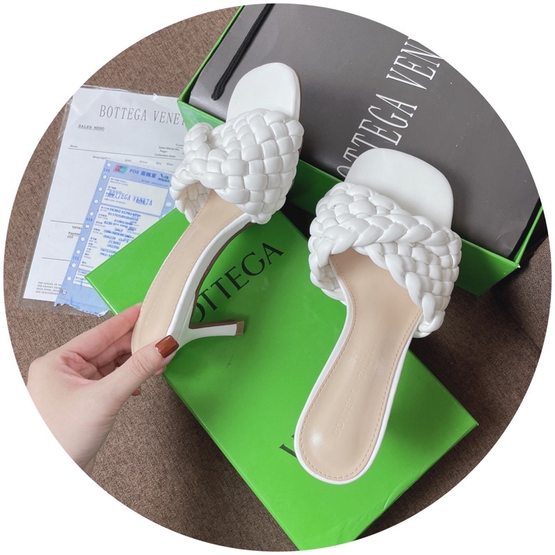 Guốc cao gót quai Tết siêu xinh hàng hộp xanh fullbox