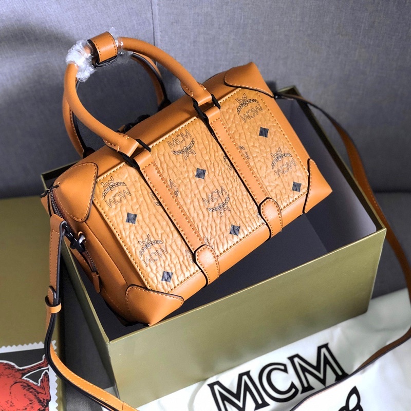 Túi xách cho nam và nữ dáng valy cổ điển thương hiệu MCM cao cấp