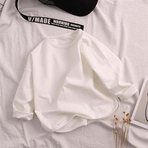 Áo thun dài tay cổ tròn 100 kiểu dáng độc đáo thời trang mùa thu cho bé