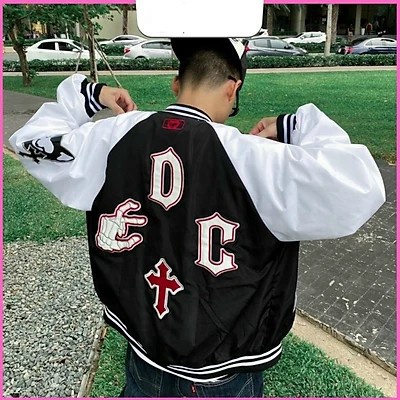 Áo Khoác Bomber Nam ED Nút Bấm Chất Dù Hai Lớp Phối Logo Chữ, Có Tay Khác Màu Form Rộng Mặc 4 Mùa Thoải Mái