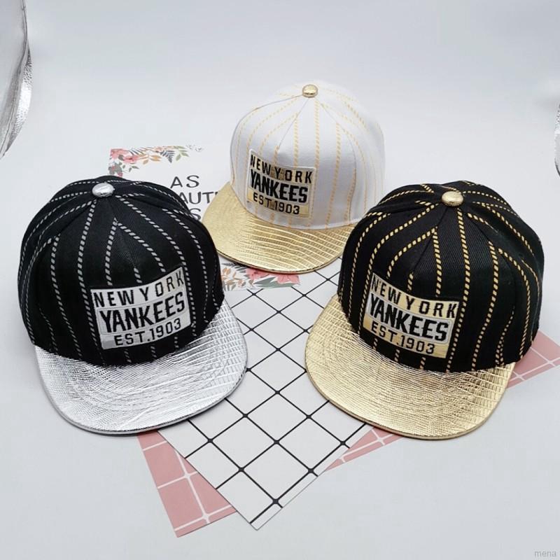 Mũ lưỡi trai in chữ thời trang cho bé