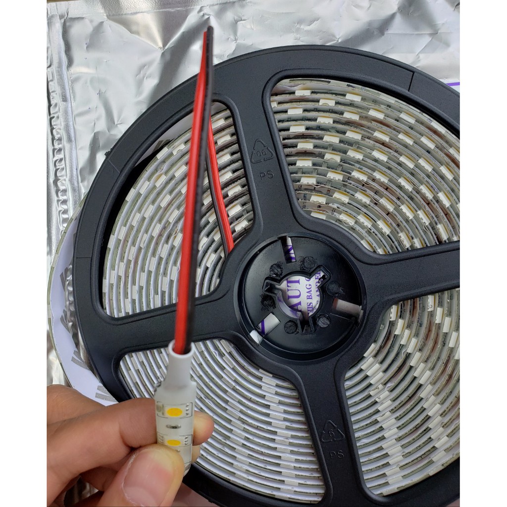 Led dây dán 5050 DC12V 60 led có keo dán lưng cuồn 5m (chưa nguồn)