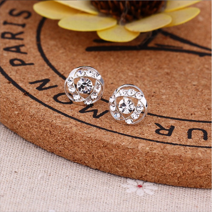 Bông tai nữ đính đá pha lê nhiều hình siêu xinh BAG U BT038a