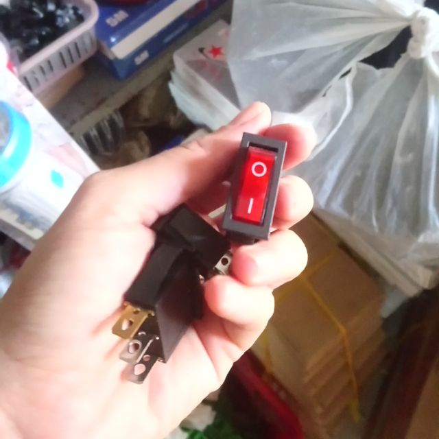 Công tắc bập bênh 16A - 250V