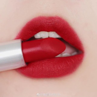 Son Mac Mini Ruby Woo Màu Đỏ Thuần