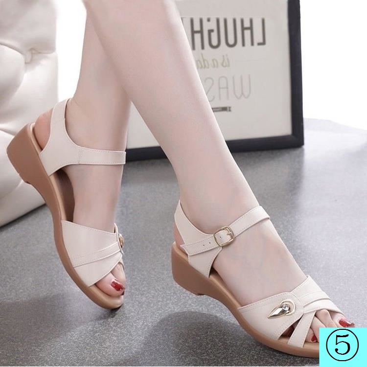 Xăng Đan Da Thật Mềm Chống Trượt Thời Trang Mùa Hè Cho Phụ Nữ Trung Niên 2022