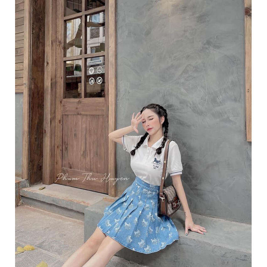 Sét áo polo cổ bẻ thêu đáp nổi mix chân váy jeans xếp ly