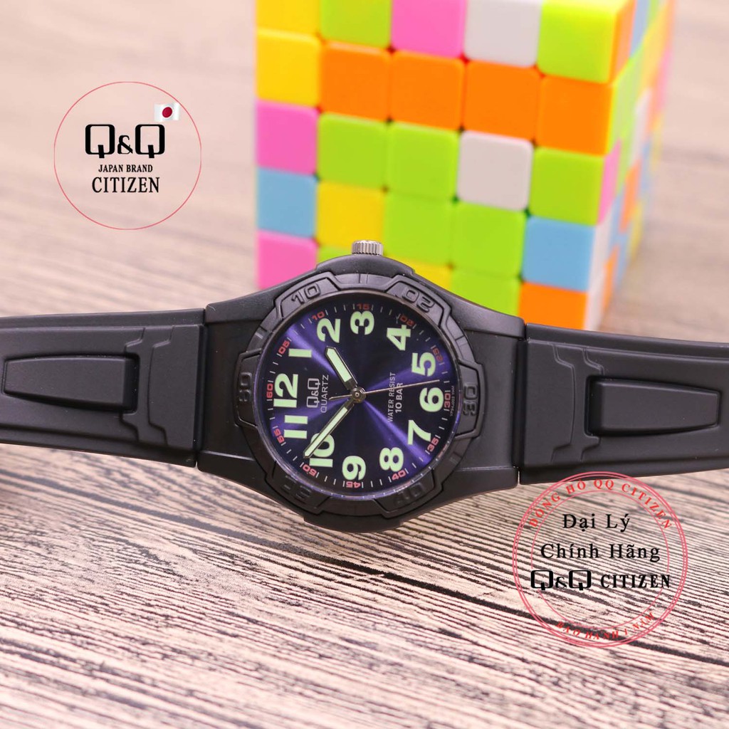 Đồng hồ nam thể thao Q&amp;Q Citizen VP94J kim dạ quang dây nhựa thương hiệu Nhật Bản