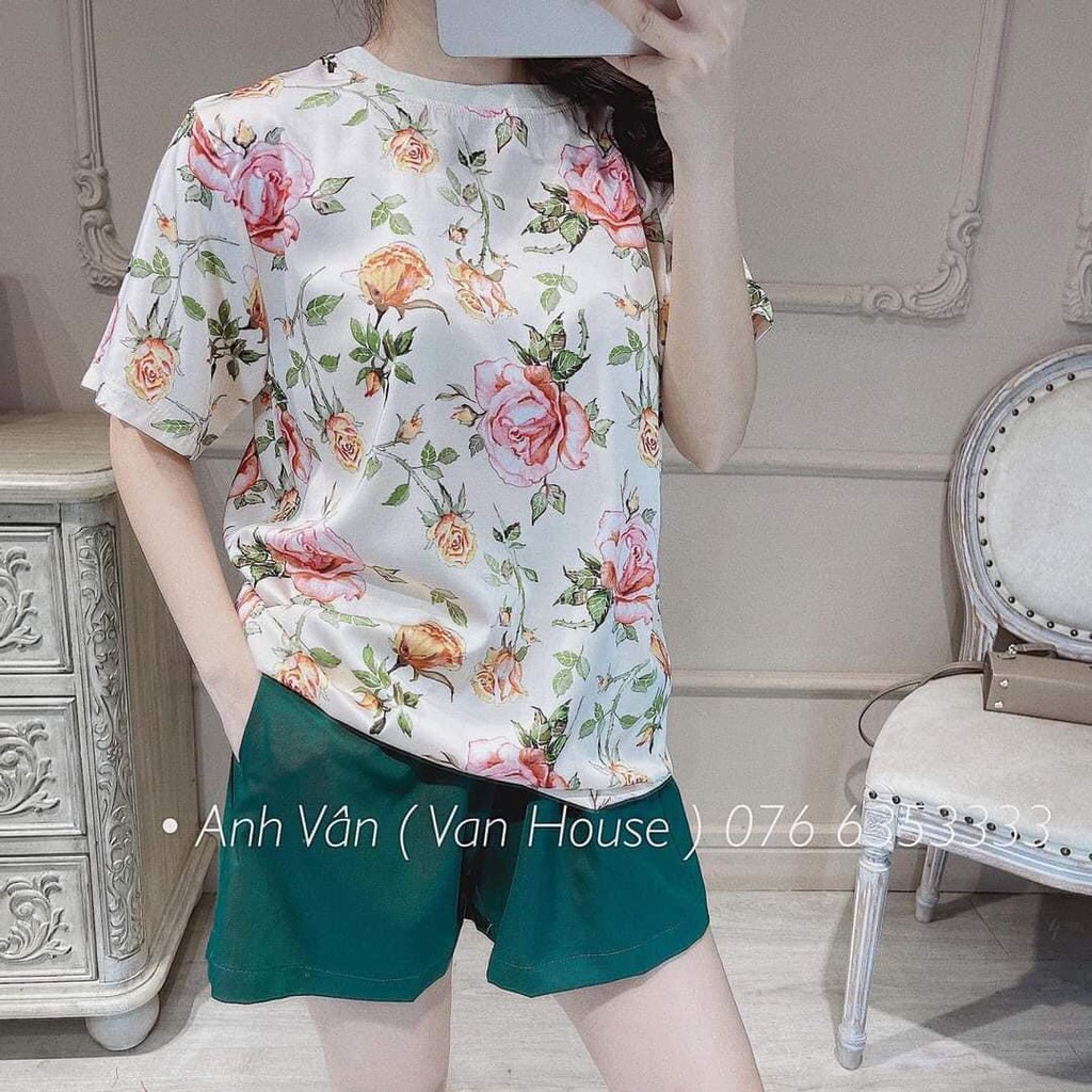 set áo lụa in hình quần short thô