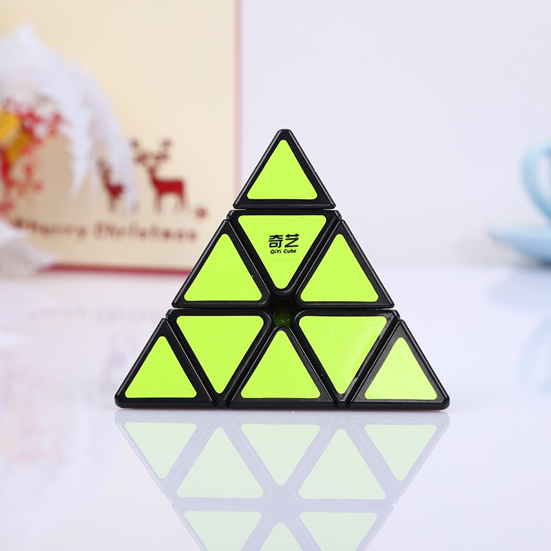 Đồ Chơi Rubik tam giác Qiyi Pyraminx Sticker - Rubik Giúp Phát Triển Trí Não