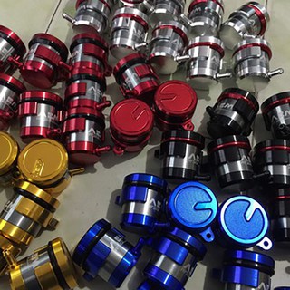 Bình dầu AEM gắn cho các loại xe.