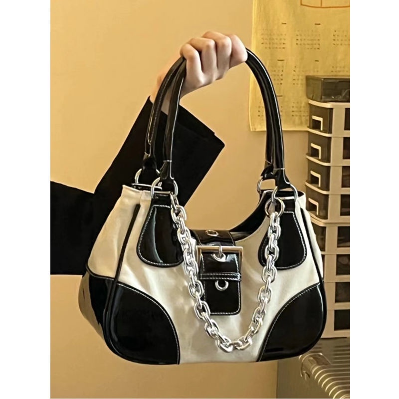 Túi Xách Đeo Vai Chất Liệu Nylon Và Da Bóng Phối Dây Xích Kim Loại Thời Trang 2022 Cho Nữ