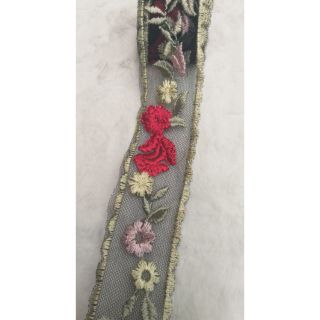 Ren lưới thêu khúc dài 1m1 bản 3.5cm
