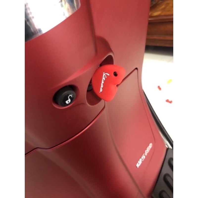 Bọc chìa khoá vespa liberty cực đẹp