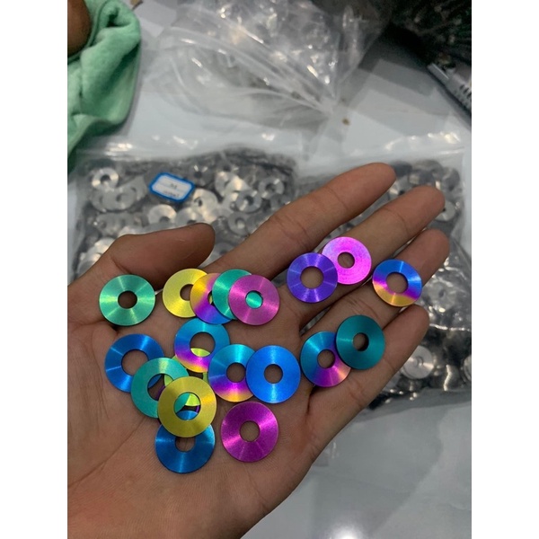 Long Đền Titan Đủ Màu Siêu Rẻ