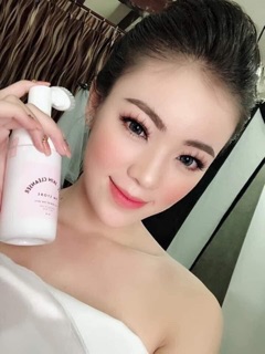 Sữa Rửa Mặt Trắng Da hm