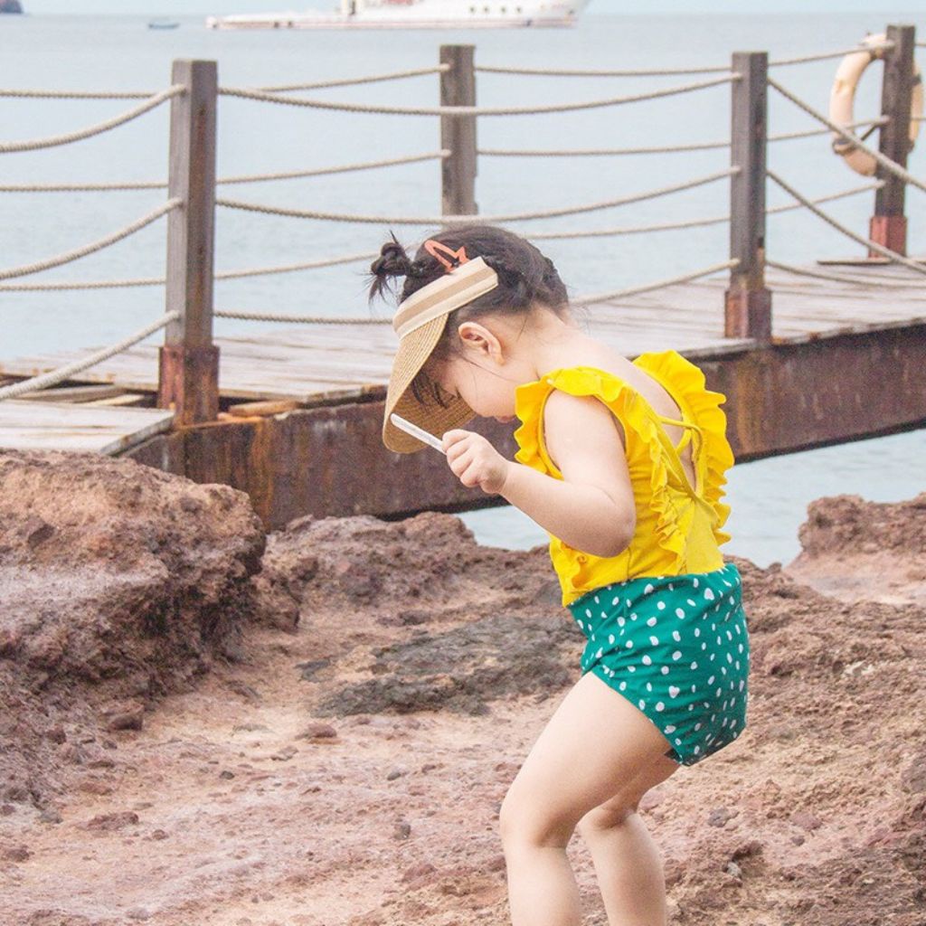 Set bộ bơi liền thân 1 mảnh tay bèo phối chấm bi dễ thương cho bé gái 10 đến 22kg