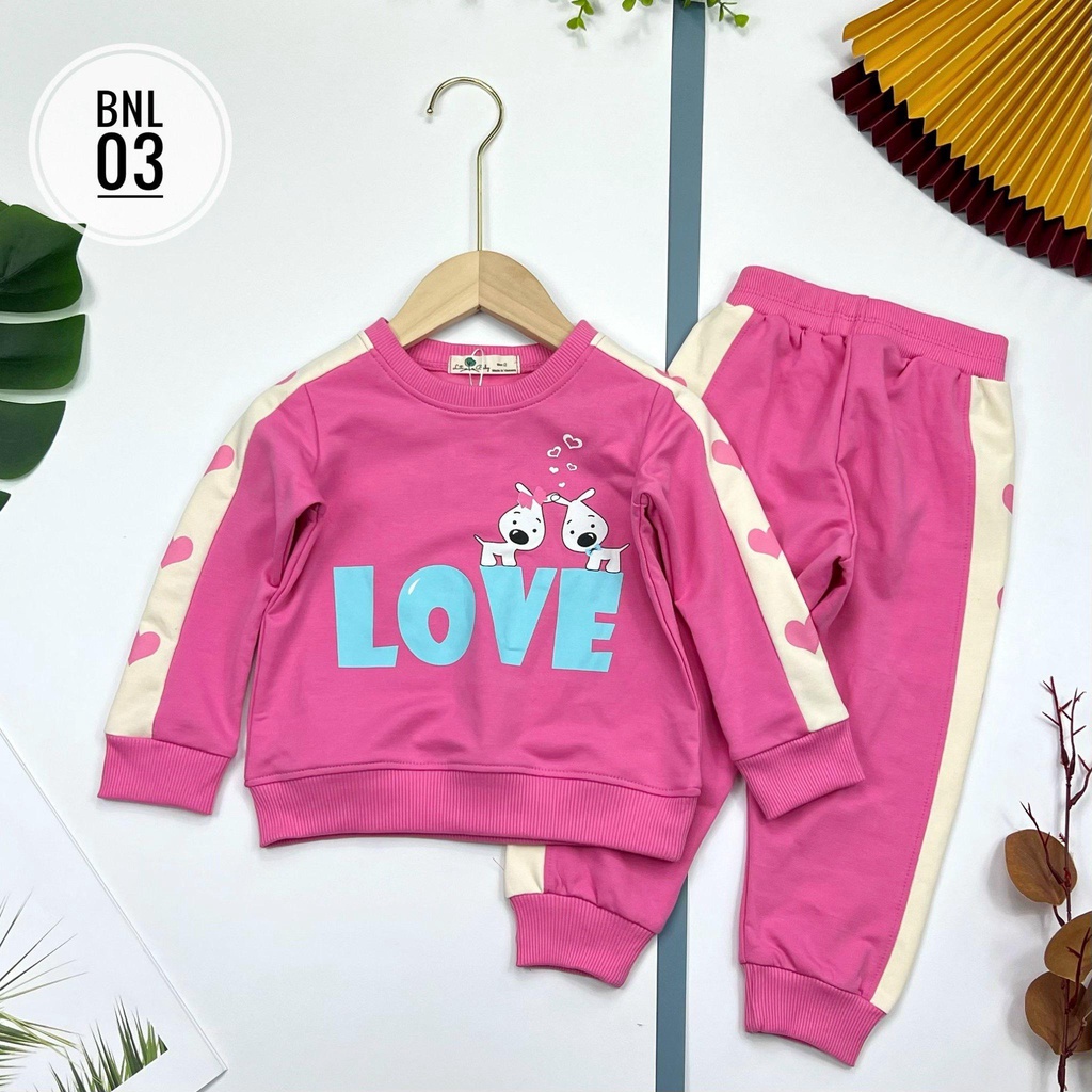 Bộ quần áo mùa đông bé gái LITIBABY, chất liệu nỉ da cá, in hình chữ Love cho bé 2 đến 8 tuổi