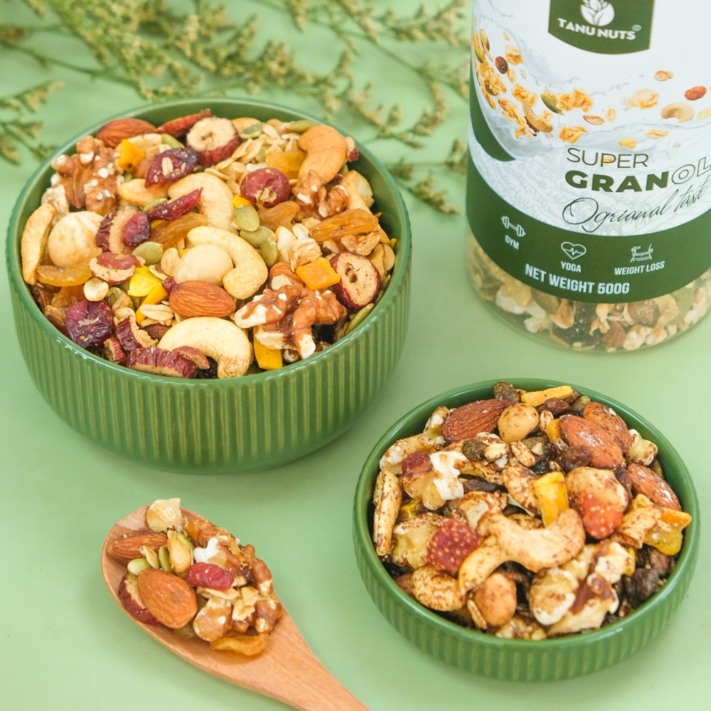 Combo hạt dinh dưỡng mix 8 loại hũ 350g và granola siêu hạt 15% yến mạch hũ 500g TANU NUTS.