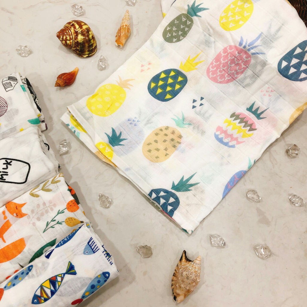 Khăn tắm aden cotton KT 120x120 dùng cho bé sơ sinh.