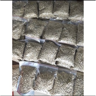 hạt bí rang muối ..65000