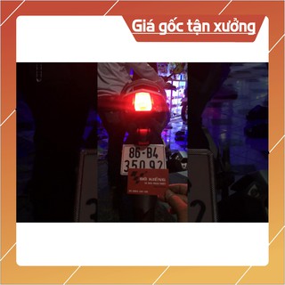 ĐÈN CHỚP ĐUÔI XE MÁY F1