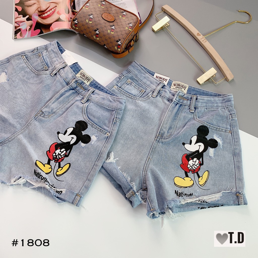Quần short jean mickey