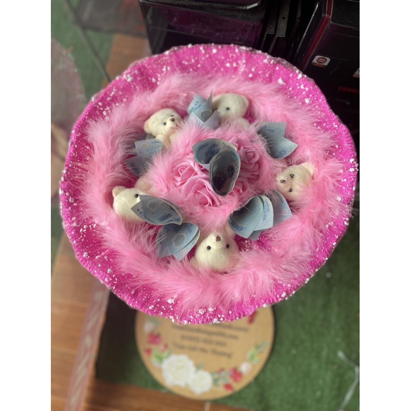 Bó hoa gấu bông kèm tờ 20k