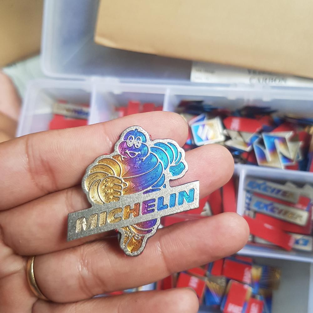 [GIÁ GỐC]  TEM DÁN TRANG TRÍ XE MÁY HÌNH MICHELIN TITAN ĐỘC ĐÁO TRANG TRÍ XE MÁY