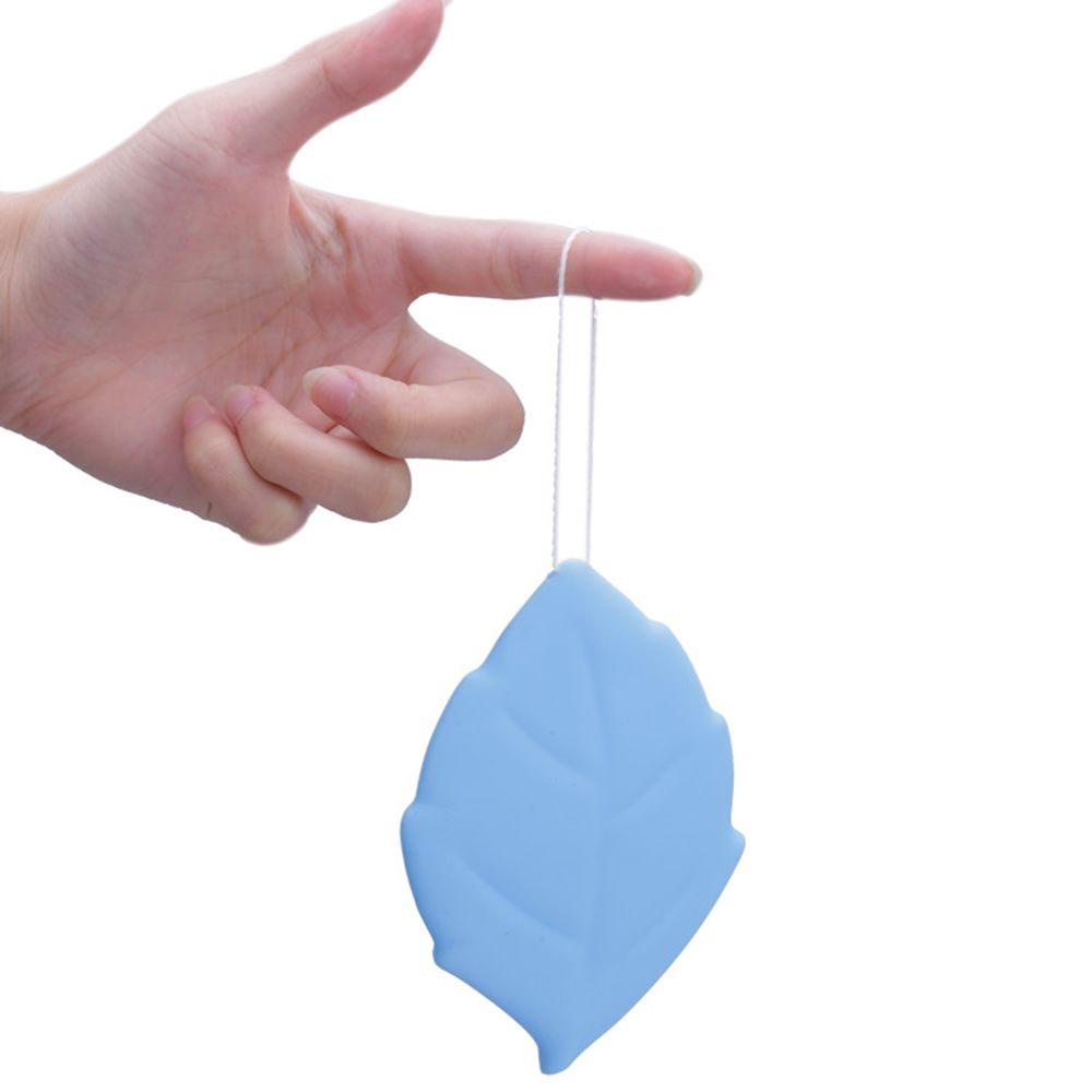 Cốc Đánh Răng Họa Tiết Lá Phong Sáng Tạo