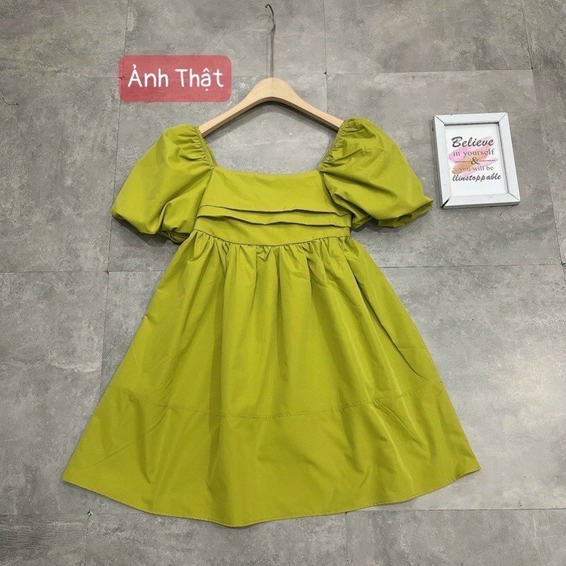 đầm baby lụa chéo cổ vuông kiểu hở lưng tay ngắn bồng