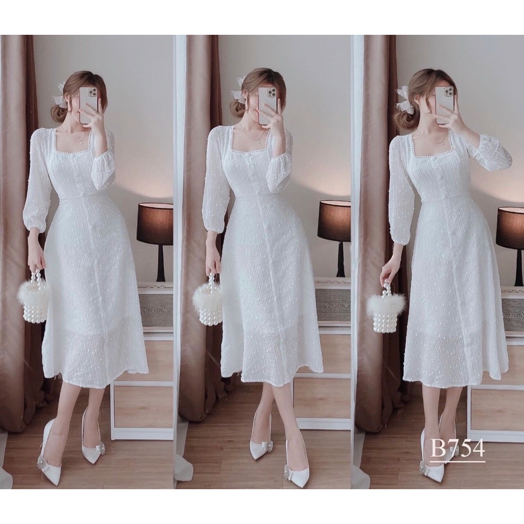 Đầm Ren Cổ Vuông Phối Nút - D0498