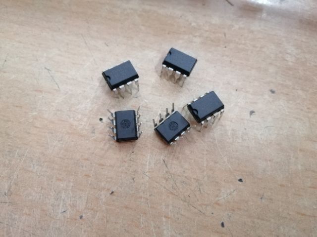 IC nhớ EPROM AT24C32 chính hãng ATMEL 8 chân cắm