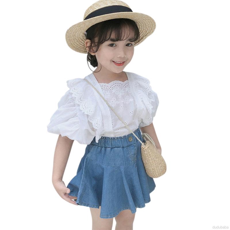Set chân váy denim và áo thun phối ren dành cho bé gái