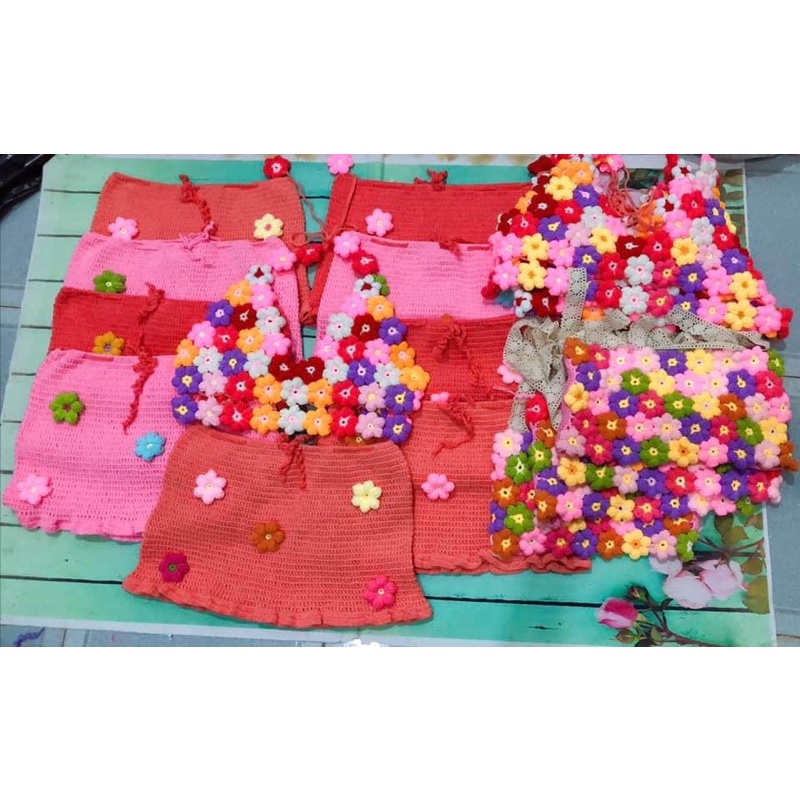 SET BIKINI HOA MÓC LEN XẺ NGỰC SB115 - BIKINI LEN MÓC