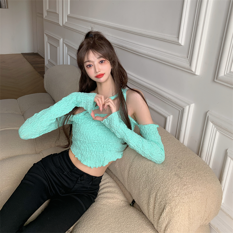 Áo croptop tay dài trễ vai thiết kế độc đáo thời trang quyến rũ dành cho nữ | BigBuy360 - bigbuy360.vn