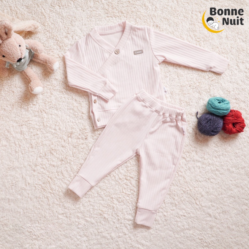 Bộ áo dài tay vạt chéo quần baggy bo gấu mùa thu đông cho bé