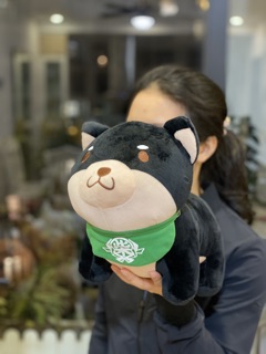 Thú bông Bé lười và chó Shiba.