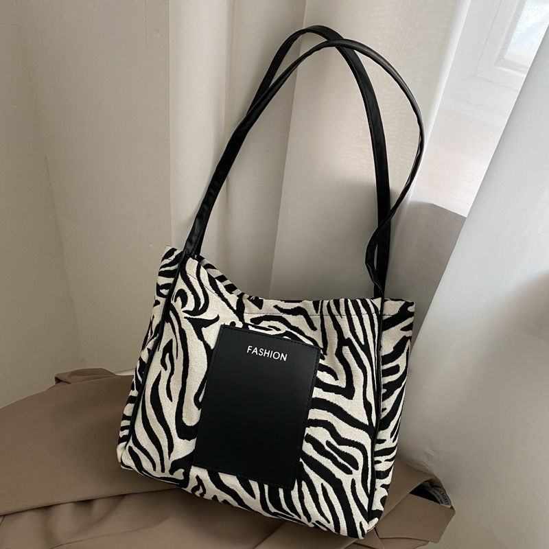 Túi Xách Nữ Họa Tiết Sọc Vằn Thời Trang