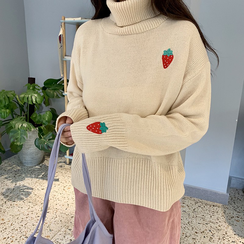 Áo len nữ tay dài cổ cao thêu hình dâu ulzzang