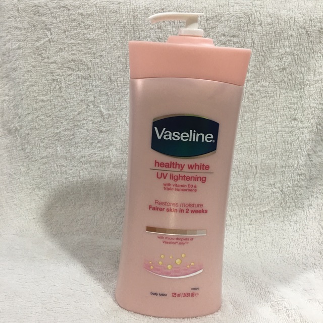 Sữa dưỡng thể dưỡng sáng da Vaseline Ấn Độ 725ml