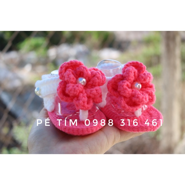 Giày len handmade/ giày len hoa hồng bé gái